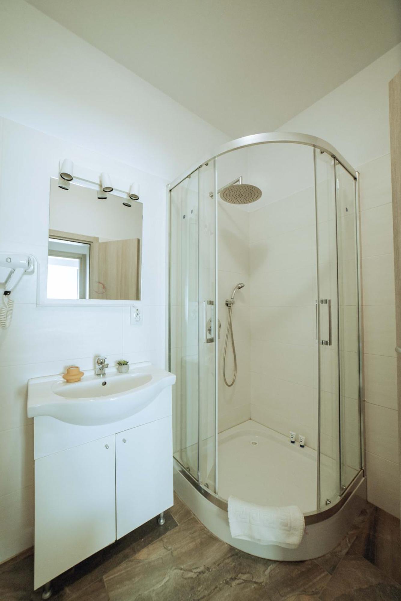 Cozy Apartments - One Residence Iasi Luaran gambar