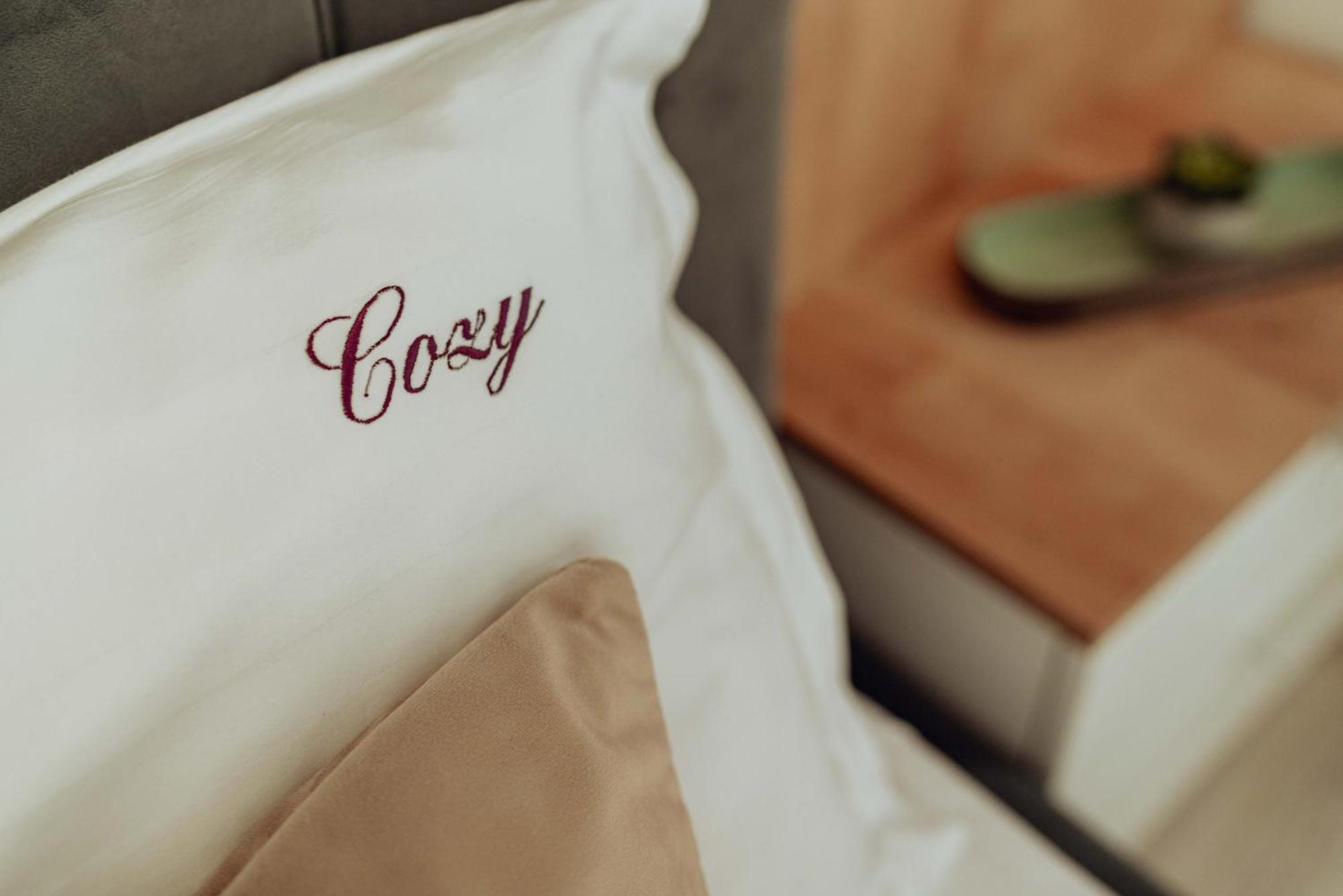 Cozy Apartments - One Residence Iasi Luaran gambar