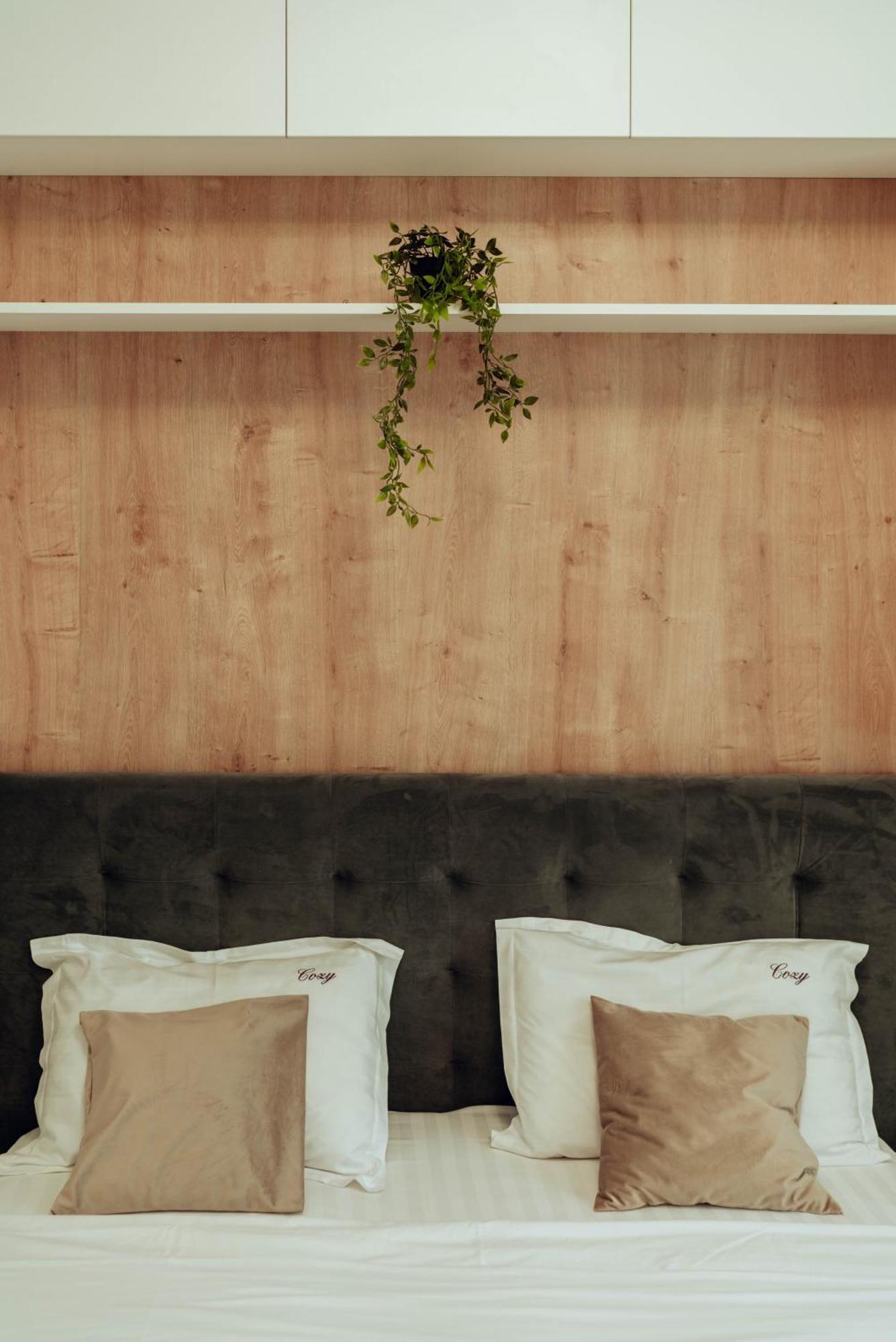 Cozy Apartments - One Residence Iasi Luaran gambar